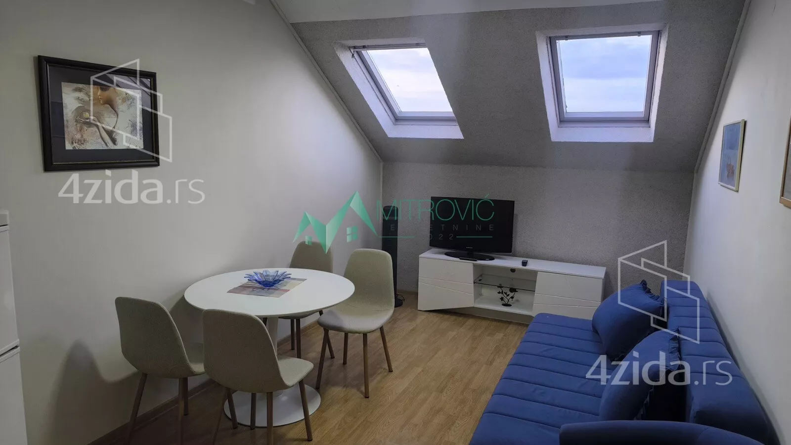 Jednoiposoban stan | 4zida