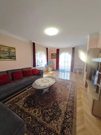 Veselina Čajkanovića | 4zida.rs