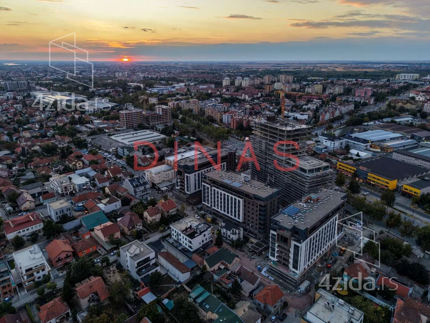 Petosoban stan | 4zida