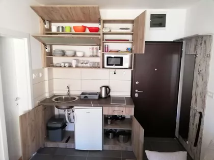 Stefana Prvovenčanog 56 | 4zida.rs