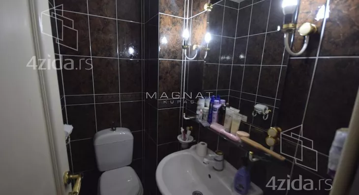 4-etažna kuća | 4zida