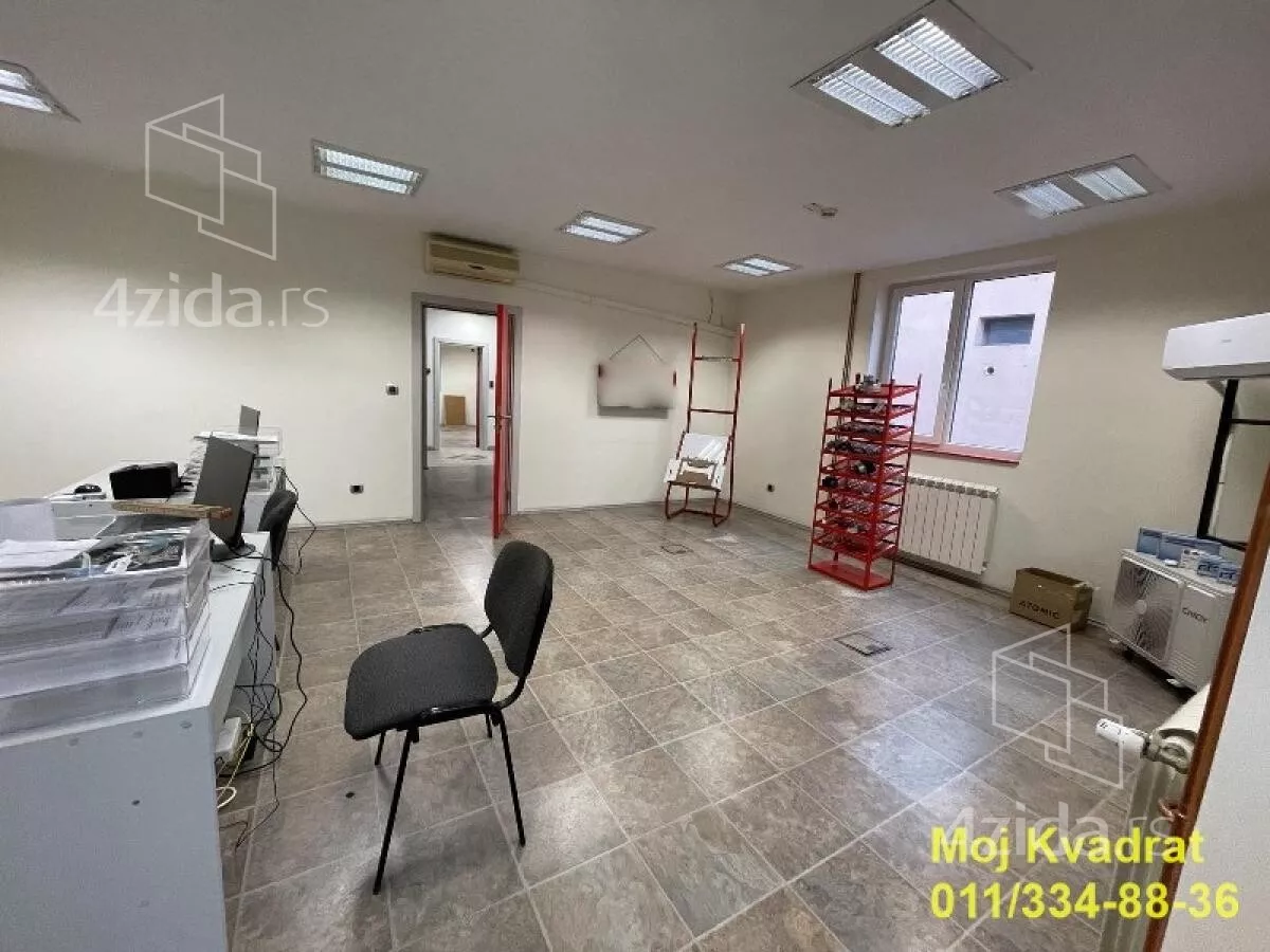 Poslovni prostor | 4zida