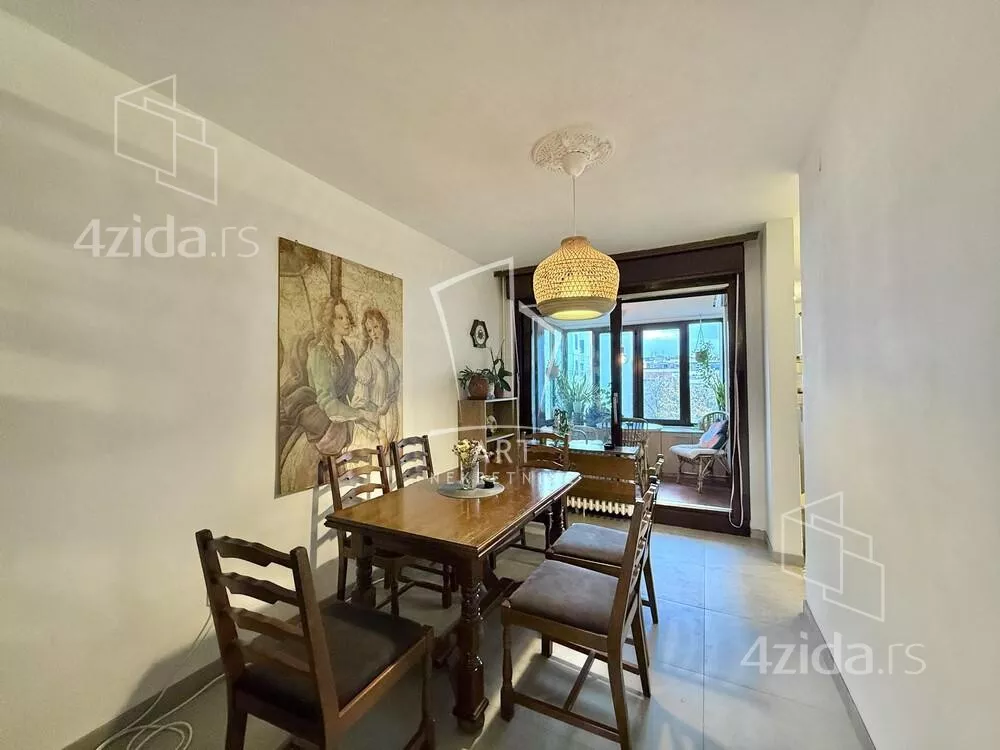 Četvorosoban stan | 4zida