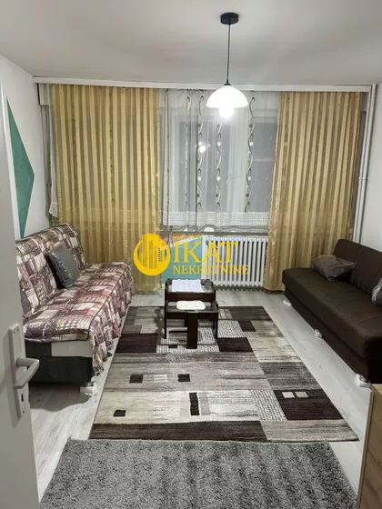 Petrarkina | 4zida.rs