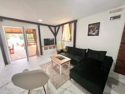 Okolne lokacije | 4zida.rs