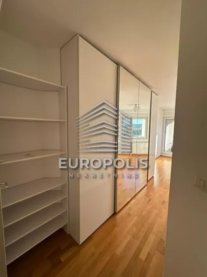 Bokeljska | 4zida.rs