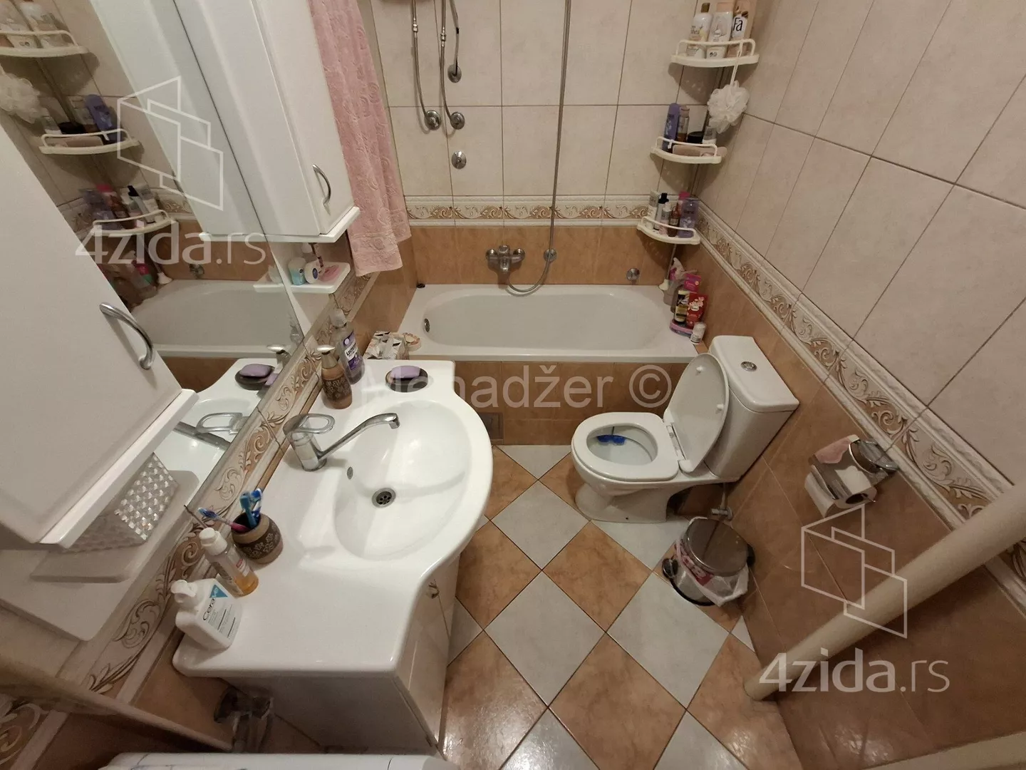 Dvoiposoban stan | 4zida