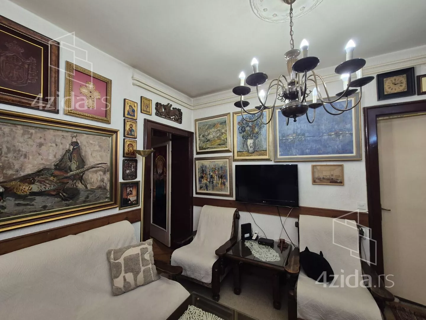 Petosoban stan | 4zida