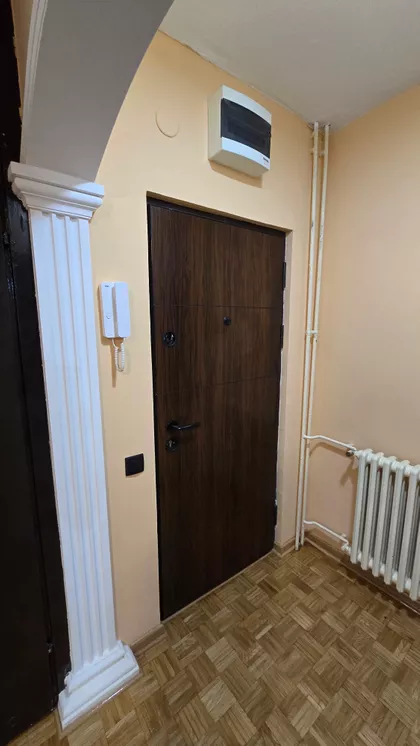 Ismeta Mujezinovića 19 | 4zida.rs