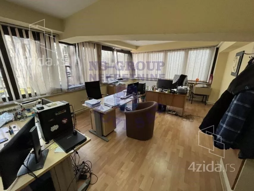 Kancelarija | 4zida