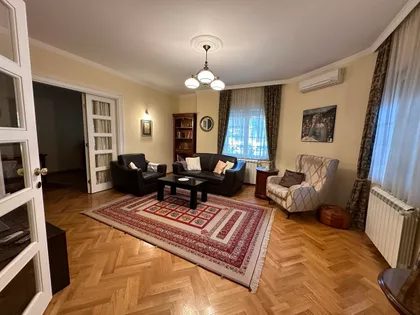 DOBANOVACKA | 4zida.rs