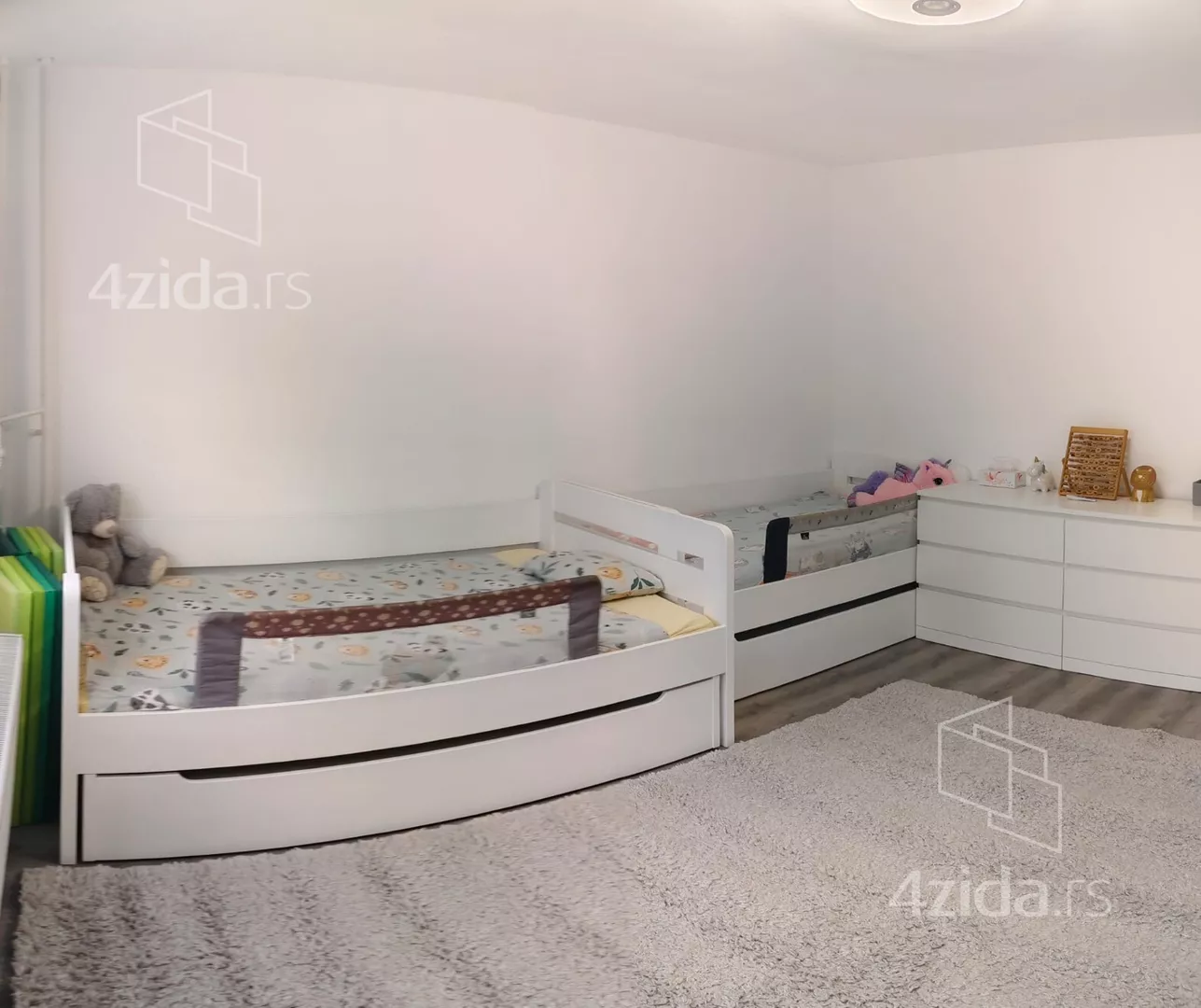 Troiposoban stan | 4zida