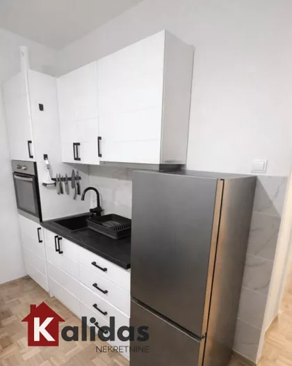 Novo Naselje | 4zida.rs