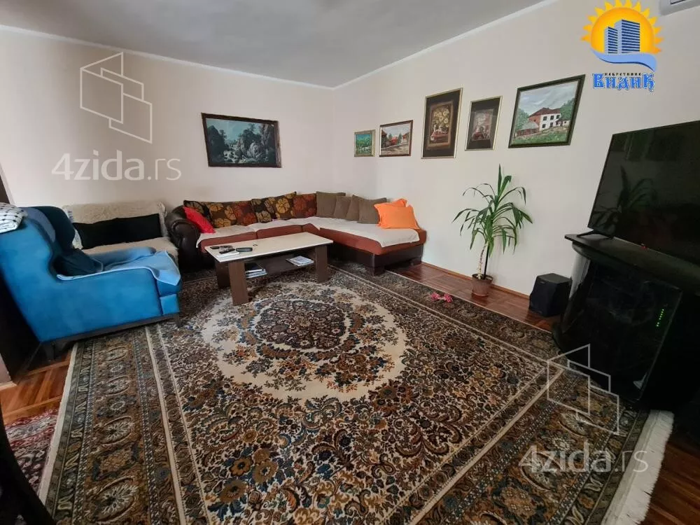 Kuća | 4zida