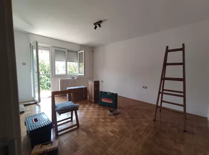 Pariske Komune | 4zida.rs