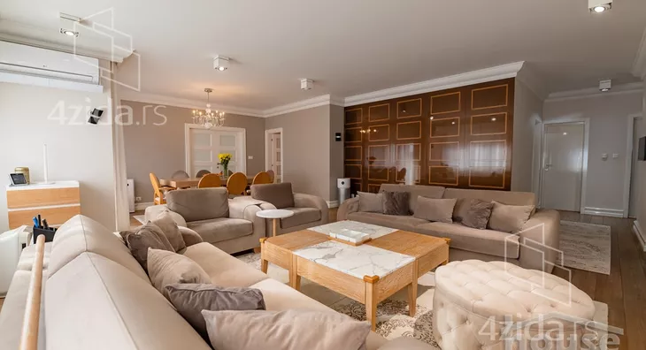 Šestosoban stan | 4zida