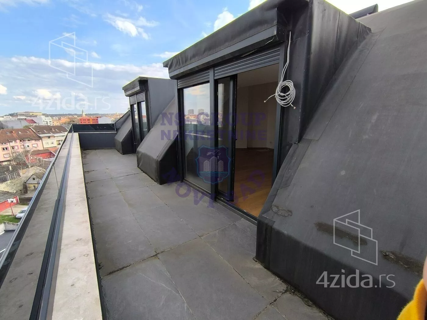 Petosoban stan | 4zida