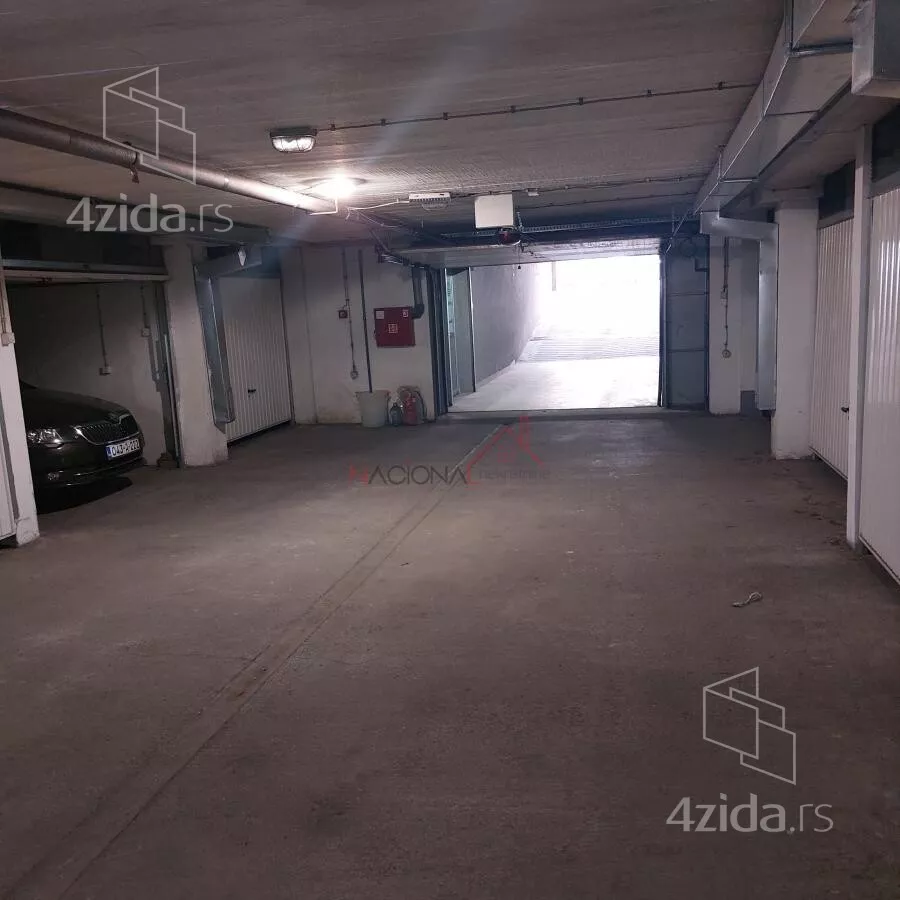 Garaža/Parking | 4zida