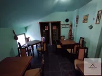 Lokal | 4zida