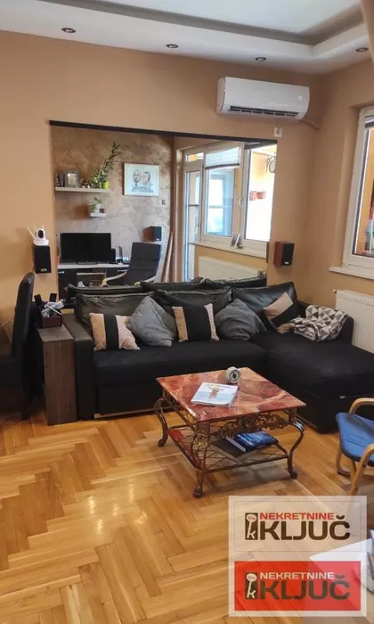 Novo Naselje | 4zida.rs