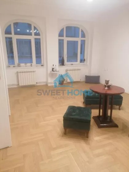 Zmaj Jovina | 4zida.rs