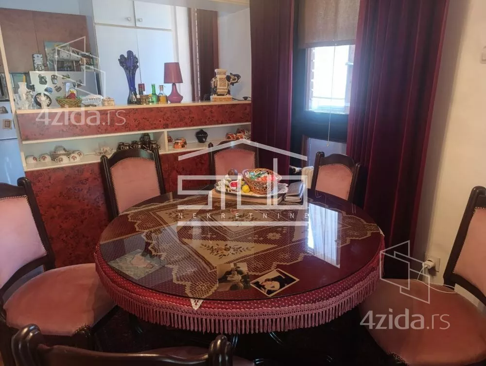 Troiposoban stan | 4zida