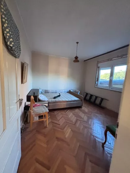 Radnička 19 | 4zida.rs