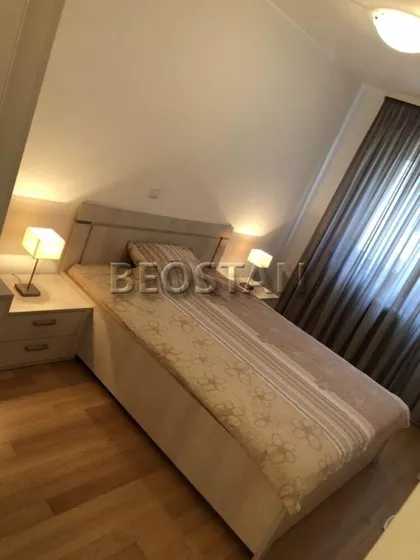 Urosa Martinovica | 4zida.rs