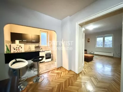 Ustanička | 4zida.rs