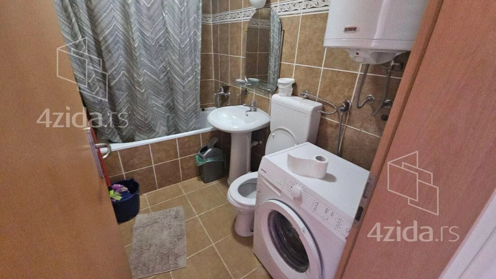 Jednoiposoban stan | 4zida