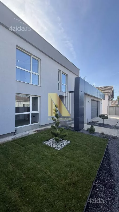 Kuća | 4zida