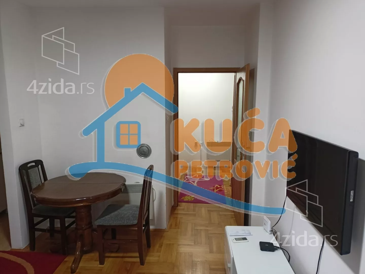 Jednoiposoban stan | 4zida