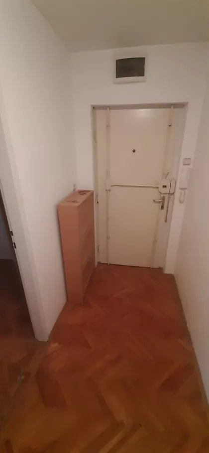 Vojvođanska | 4zida.rs