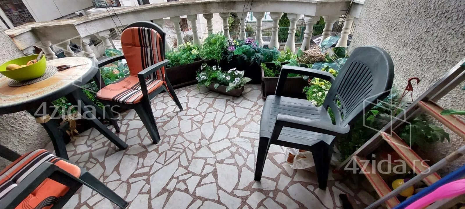 Četvorosoban stan | 4zida