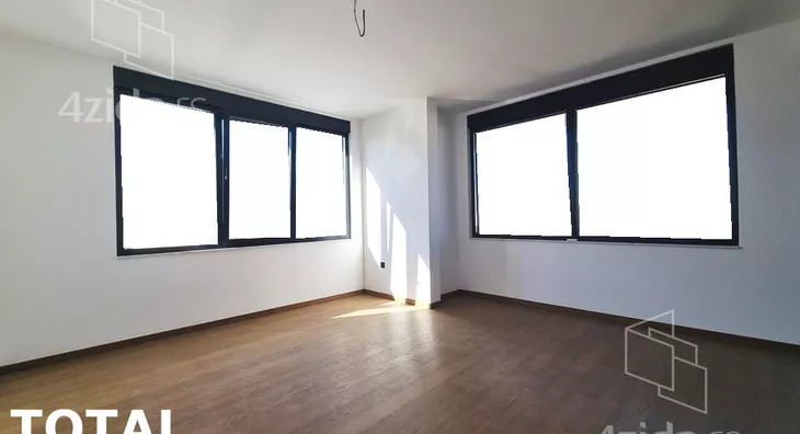 Četvoroiposoban stan | 4zida