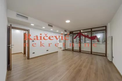 Ratka Mitrovica | 4zida.rs