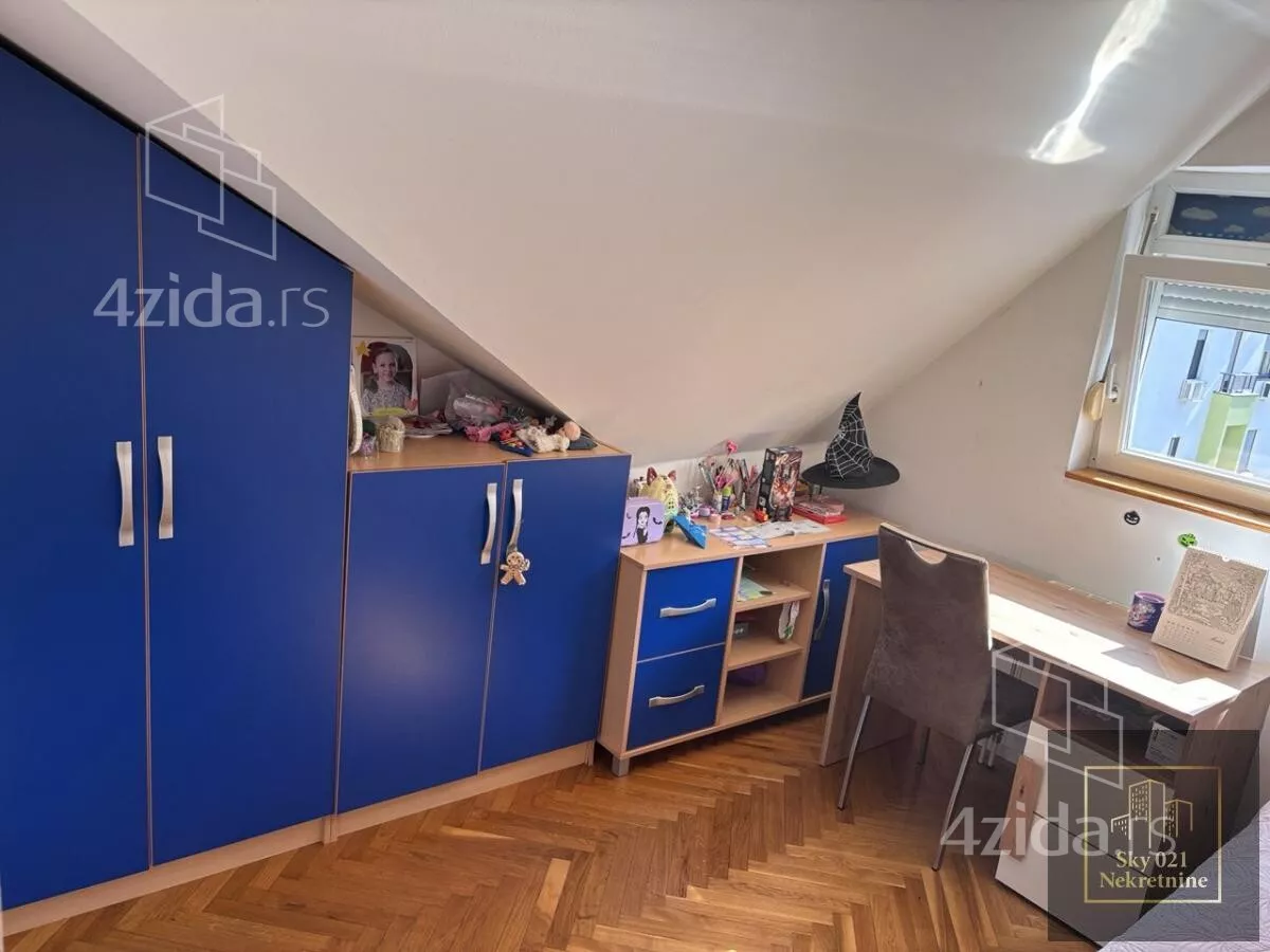 Troiposoban stan | 4zida