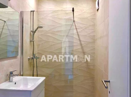 Studentski trg | 4zida.rs