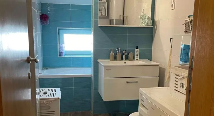 Četvoroiposoban stan | 4zida