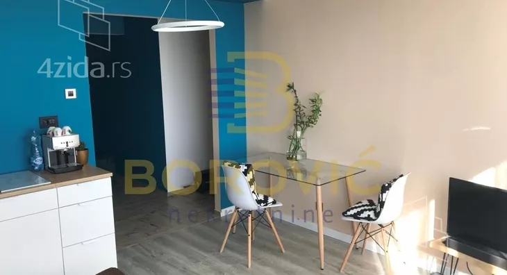 Petosoban stan | 4zida