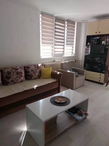 Čolak Antina | 4zida.rs