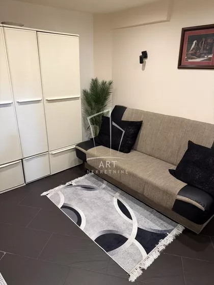 Džordža Vašingtona | 4zida.rs