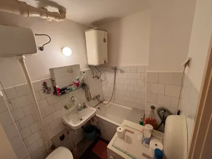 Sava Burića 12 | 4zida.rs
