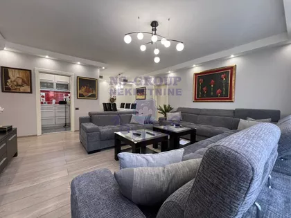 Vase Stajića | 4zida.rs