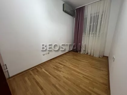 Paje Jovanovic | 4zida.rs