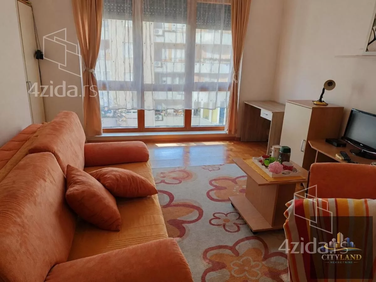 Garsonjera | 4zida