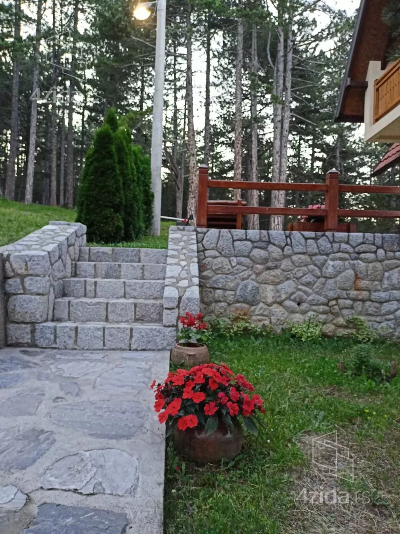 3-etažna kuća | 4zida