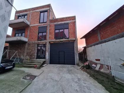 Veliki Mokri Lug | 4zida.rs