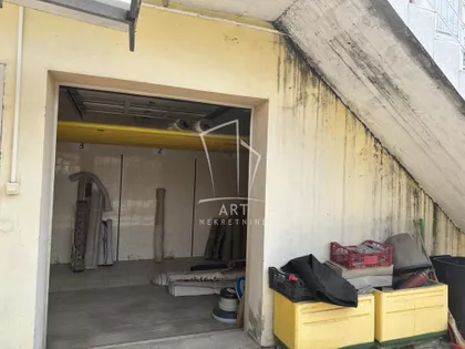 Cara Dušana | 4zida.rs