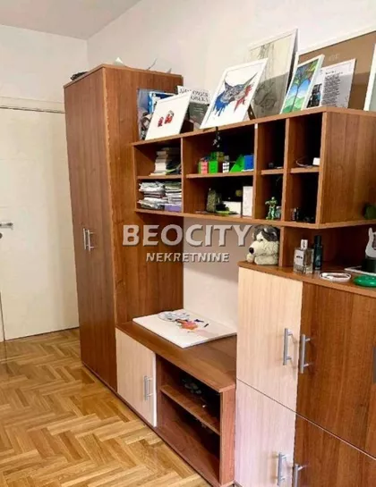 Bulevar cara Lazara | 4zida.rs